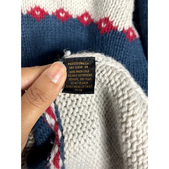 Vintage Womens 90s Eddie Bauer Fair Isle Snowflake Wool Oversized Sweater L - Picture 5 of 6